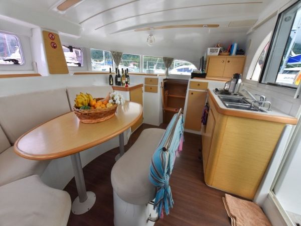 Lagoon 380 S2 | Magikal