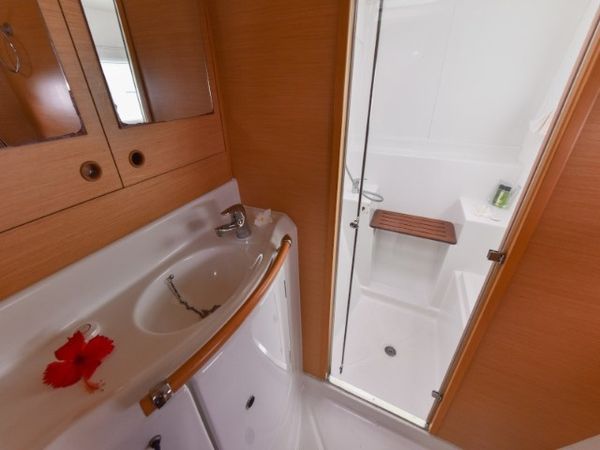 Lagoon 380 S2 | Magikal