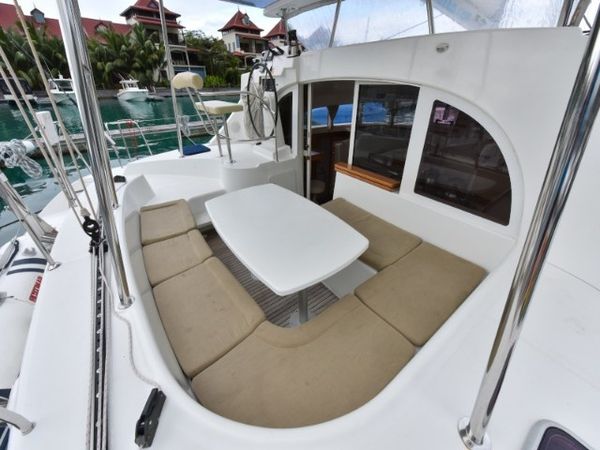 Lagoon 380 S2 | Magikal