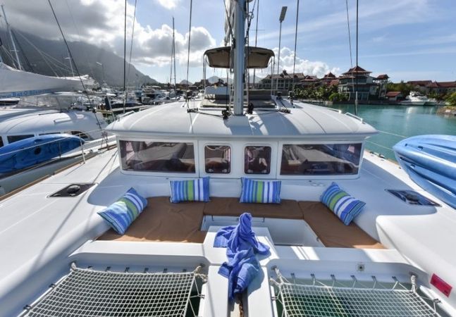 Lagoon 450 | Muzikal