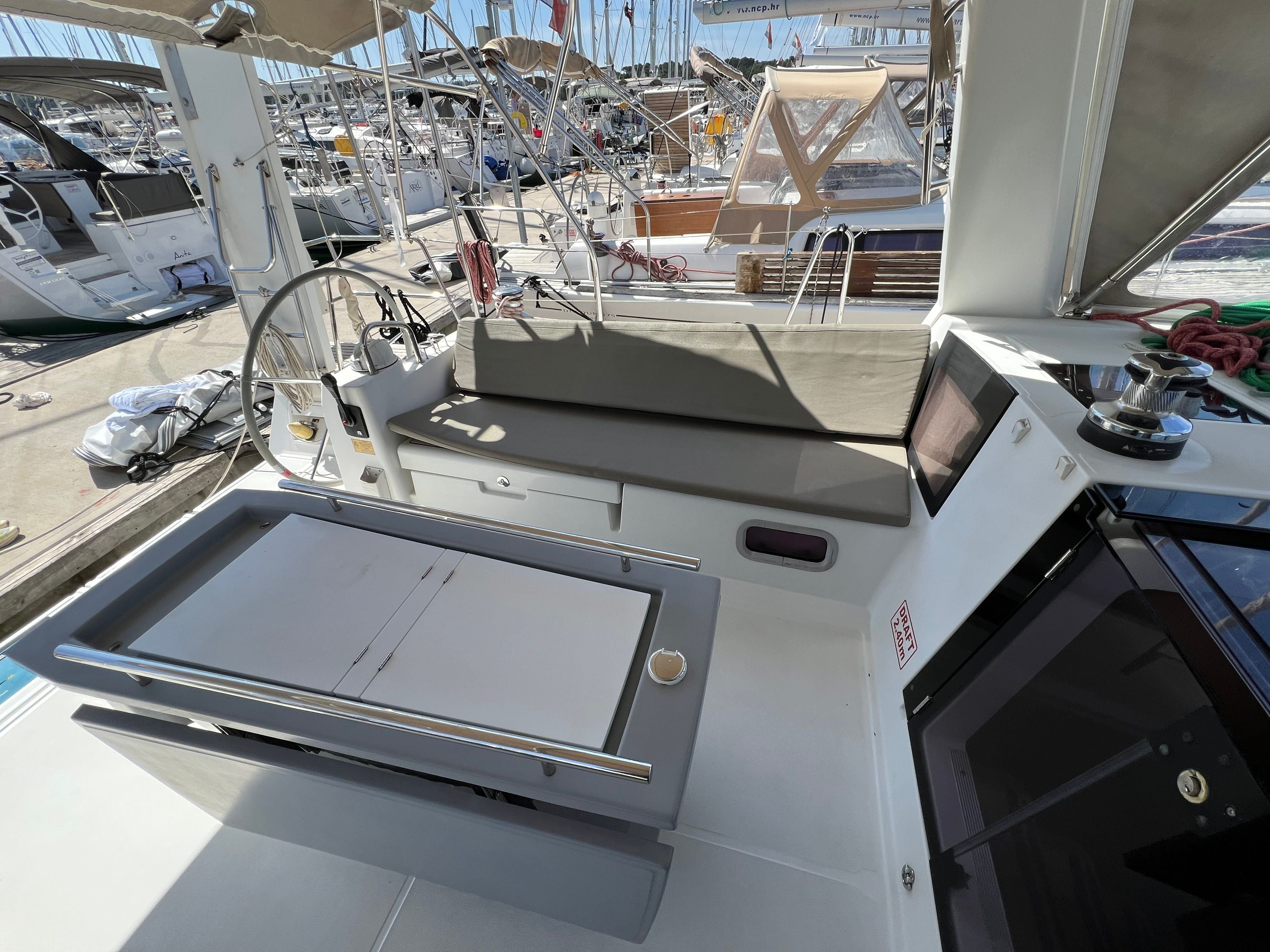 Beneteau Oceanis 45 | Neška 2