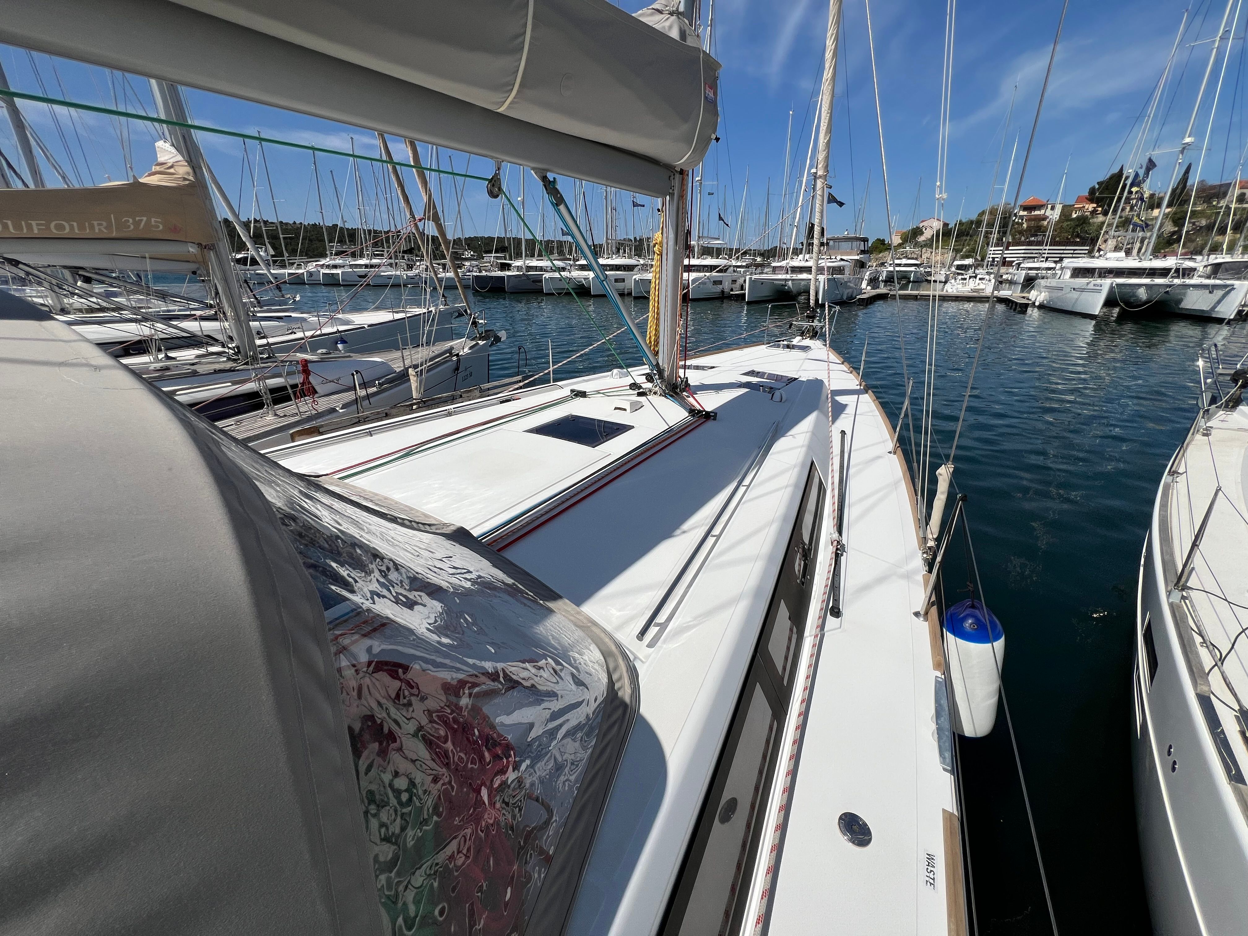 Beneteau Oceanis 45 | Neška 2