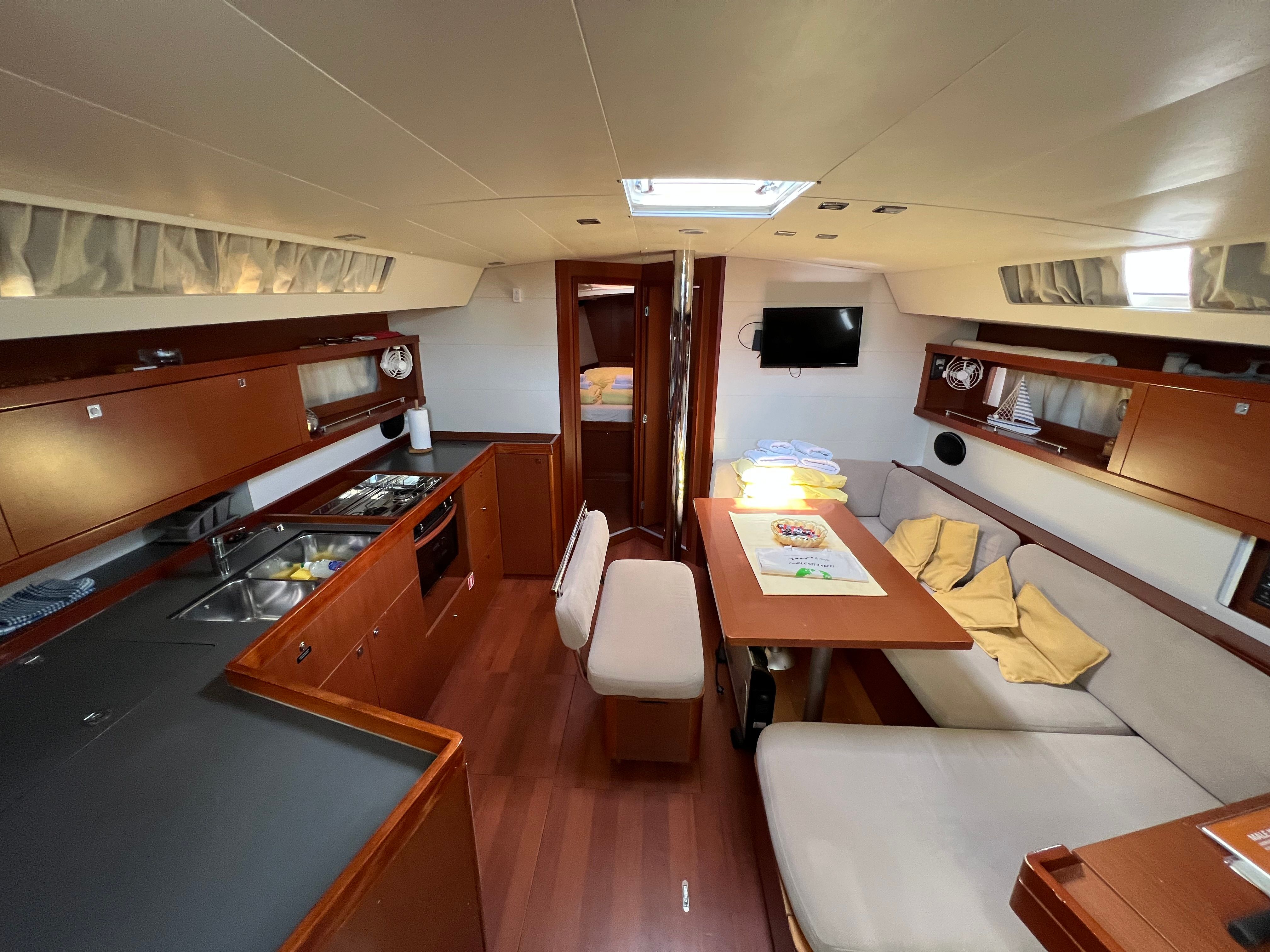 Beneteau Oceanis 45 | Neška 2