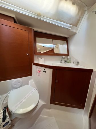 Beneteau Oceanis 45 | Neška 2