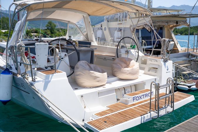Beneteau Oceanis 45 | Foxtrot