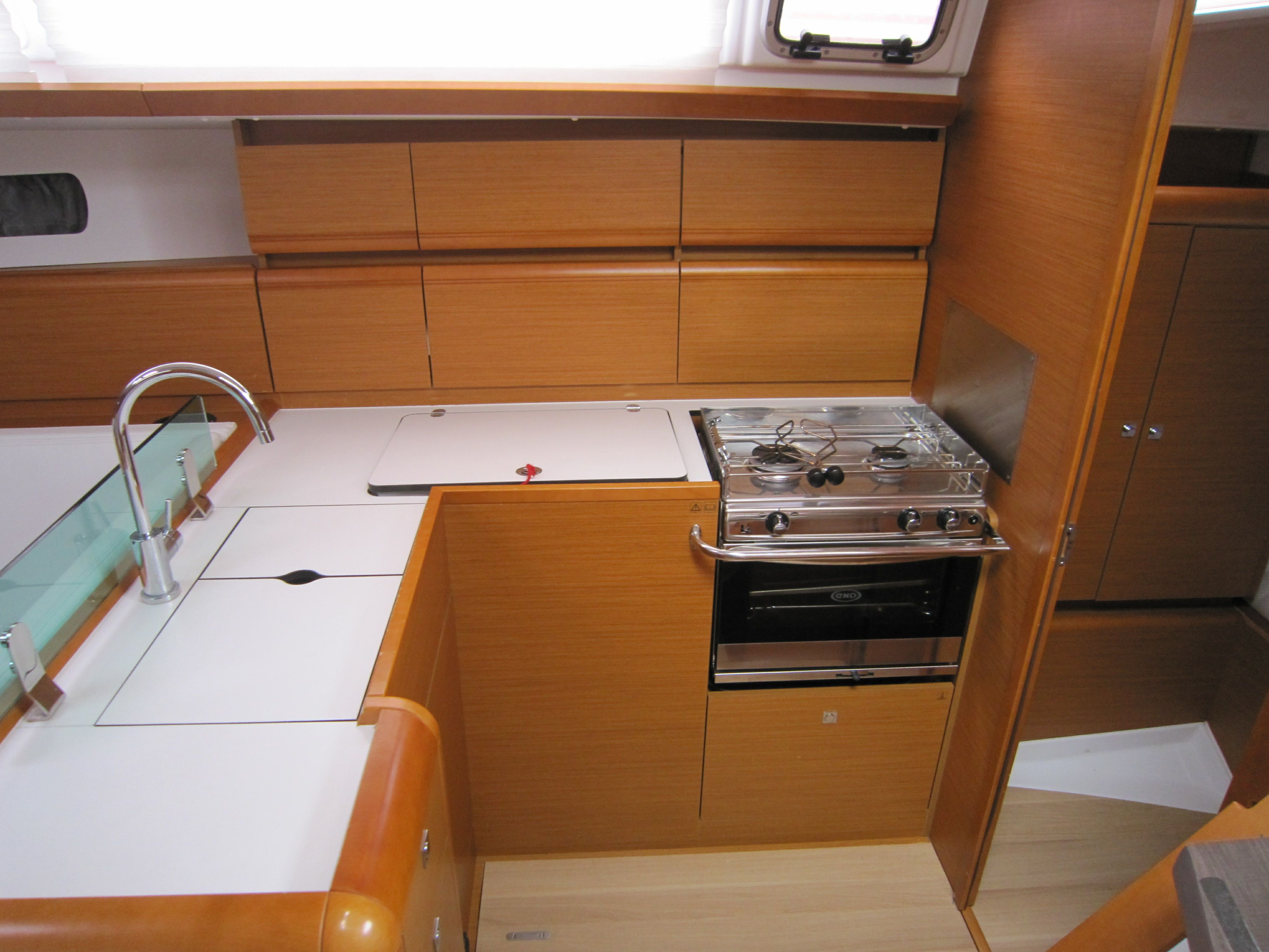 Jeanneau Sun Odyssey 449 | Airbender