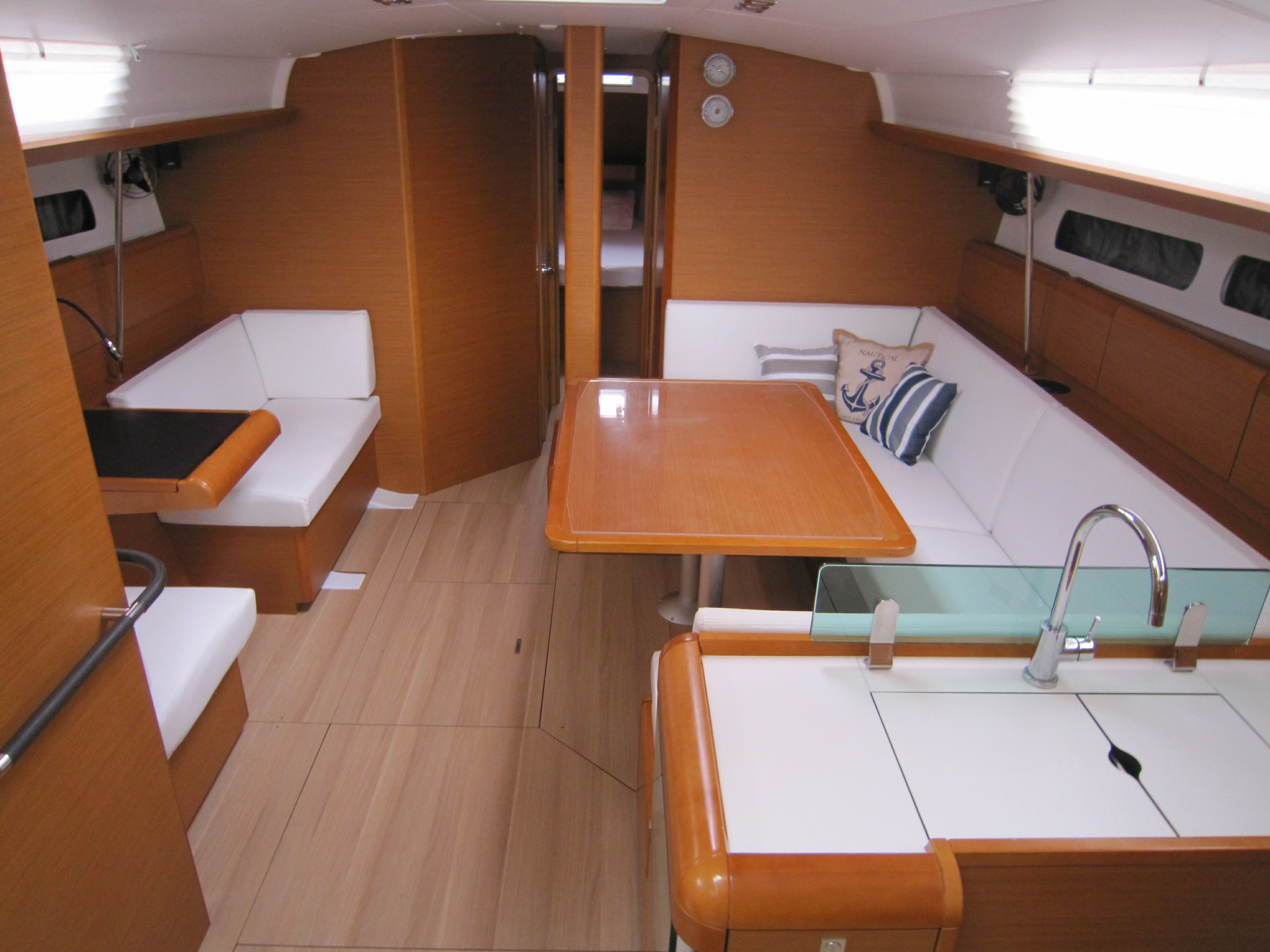Jeanneau Sun Odyssey 449 | Airbender