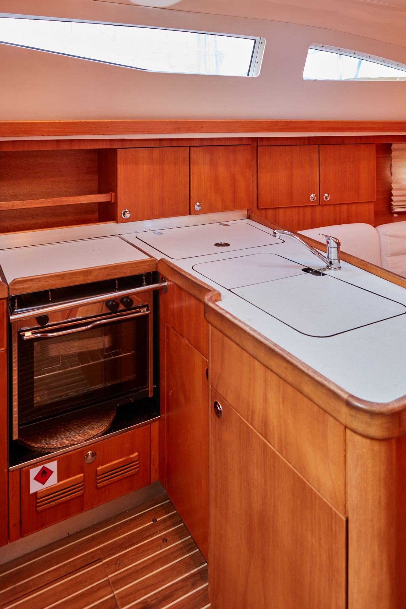 Elan 344 Impression | Sailway Cinco