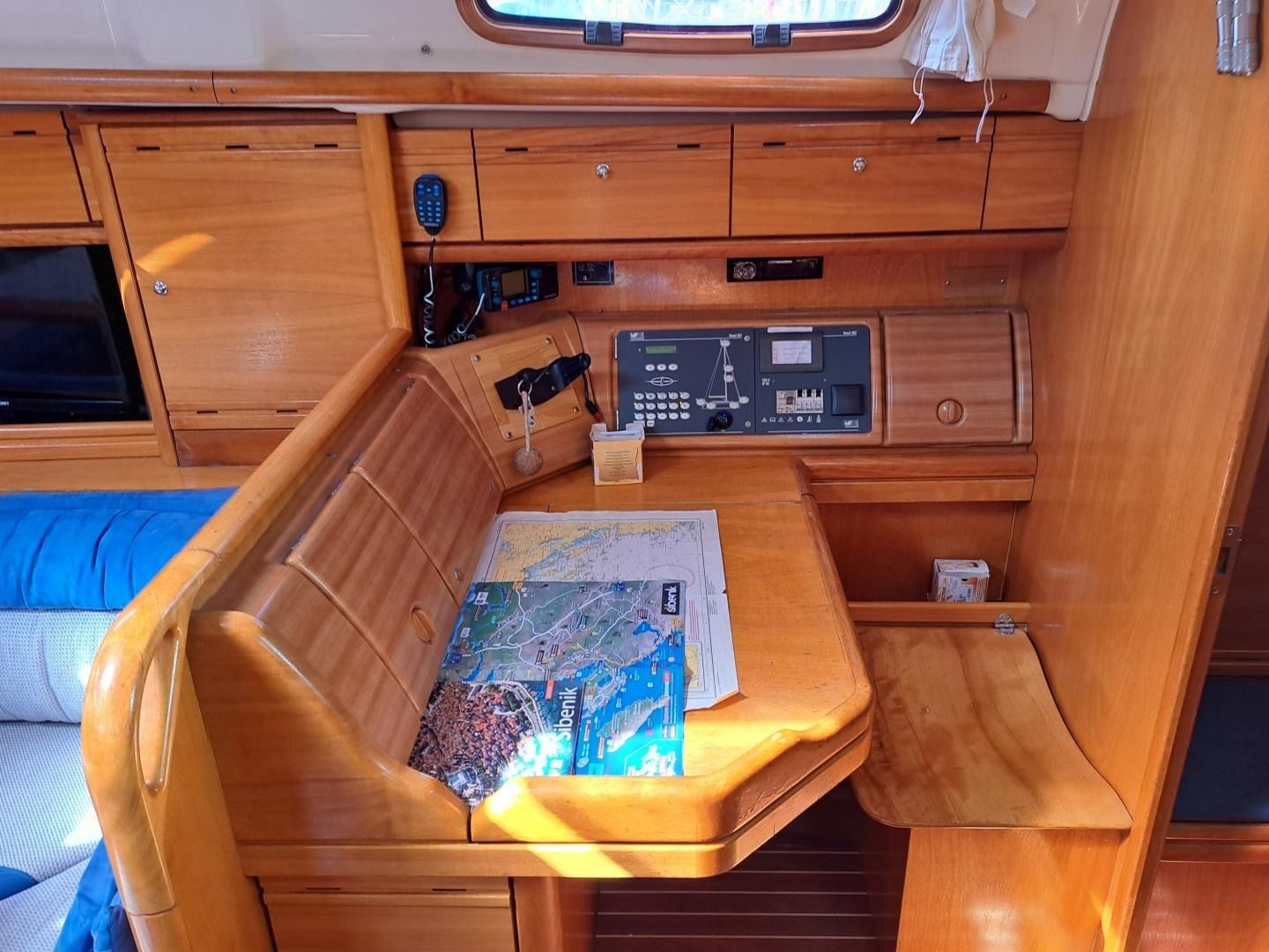 Bavaria 39 Cruiser | Kastelet