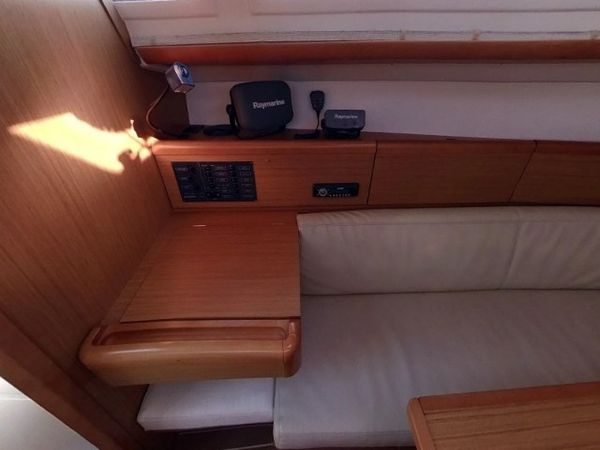 Jeanneau Sun Odyssey 30 | Espresso 1