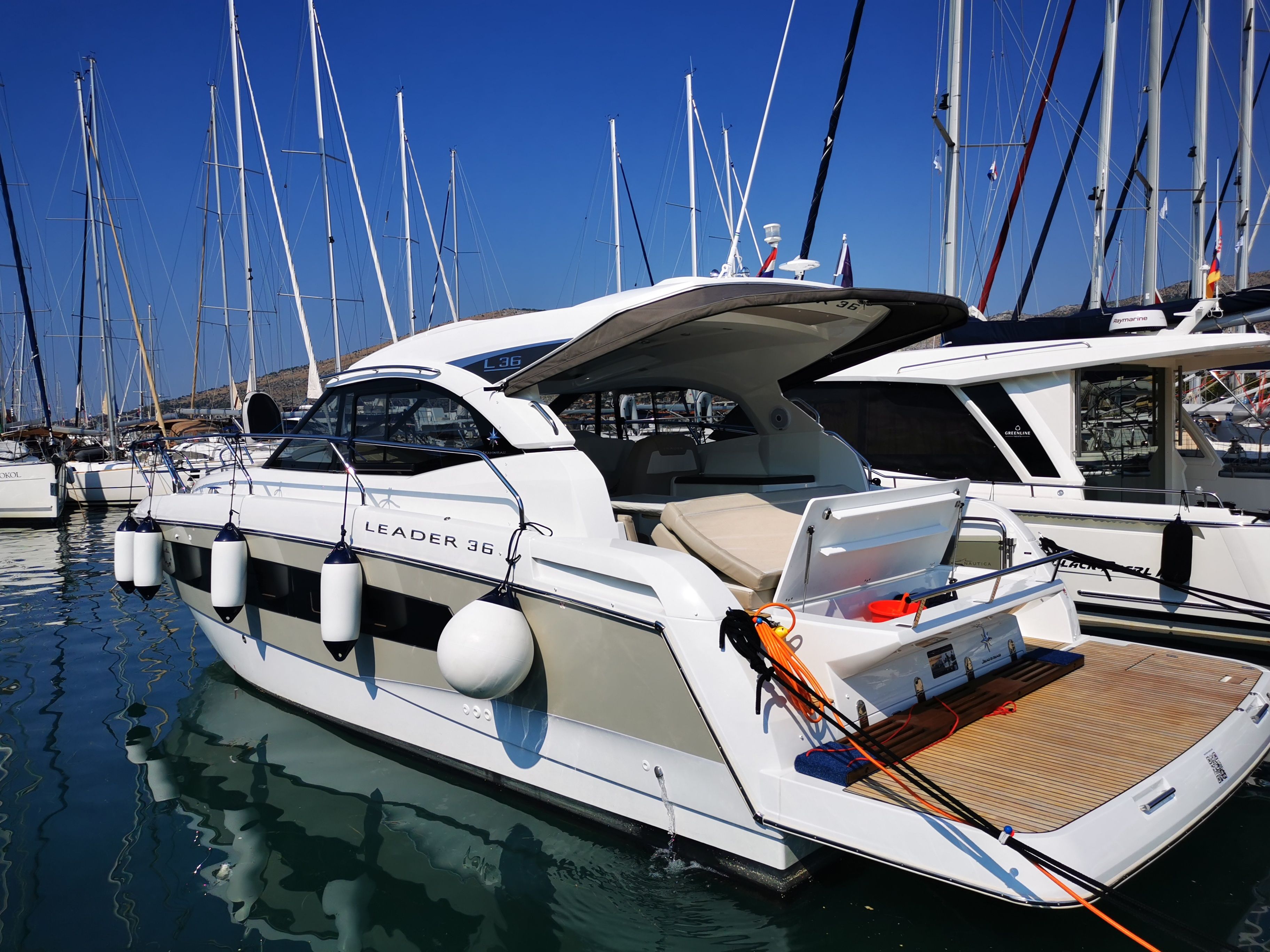 Jeanneau Leader 36 | Leader