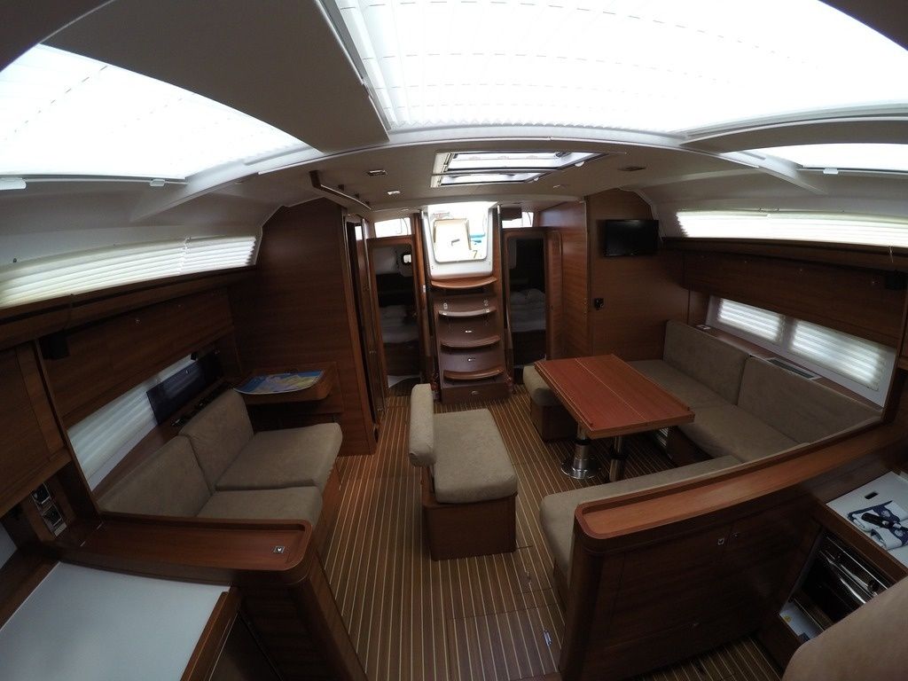 Dufour 512 | Luce 5