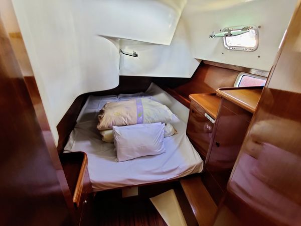 Beneteau Oceanis 461 | Rose Runner