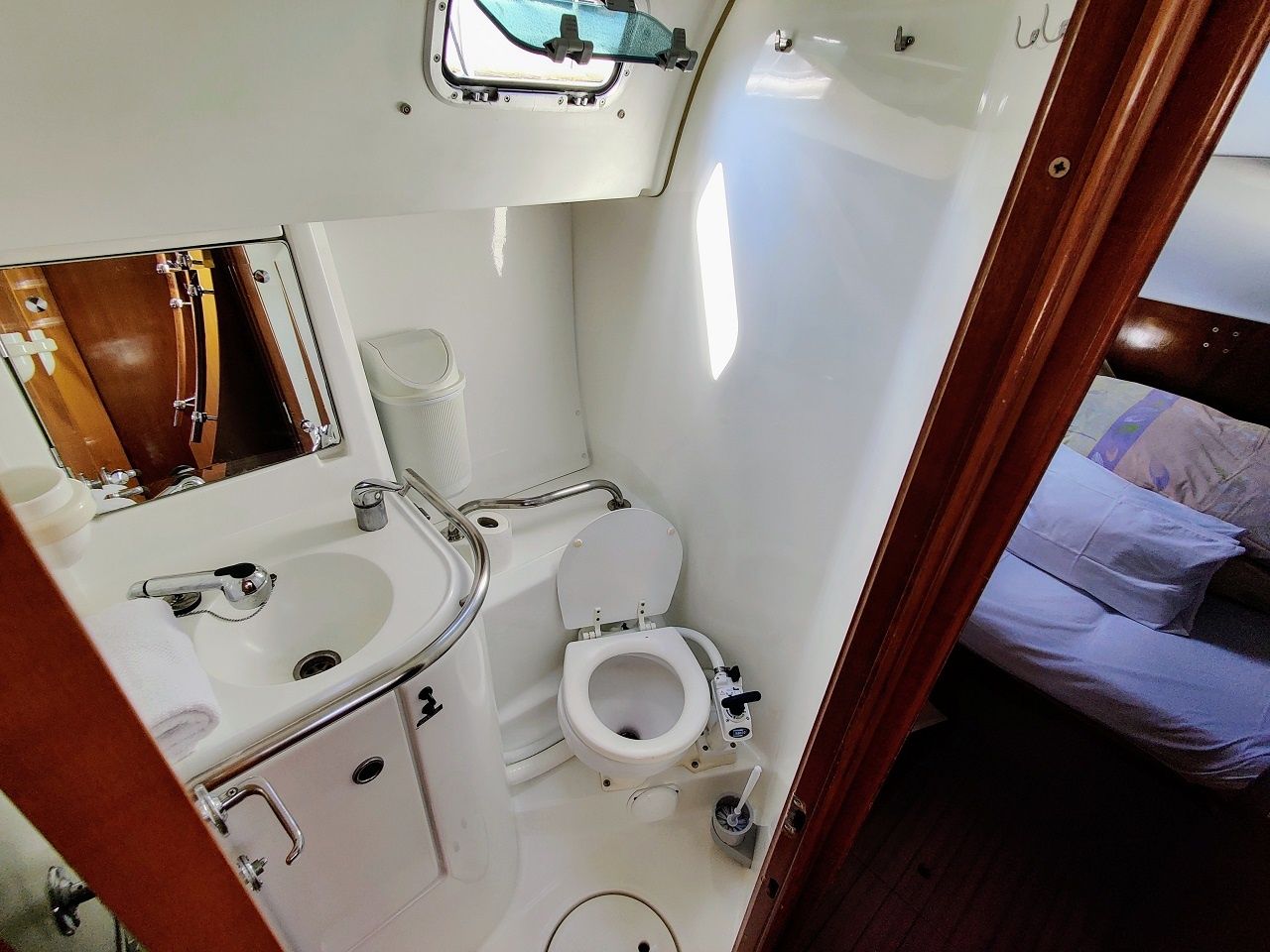Beneteau Oceanis 461 | Rose Runner