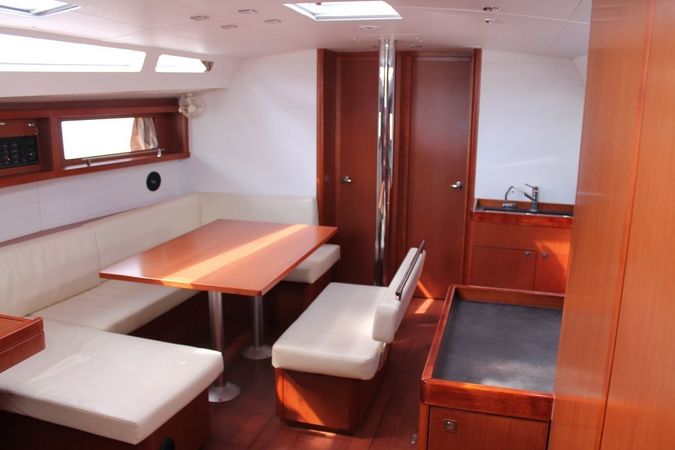 Beneteau Oceanis 48 | Mars Planet