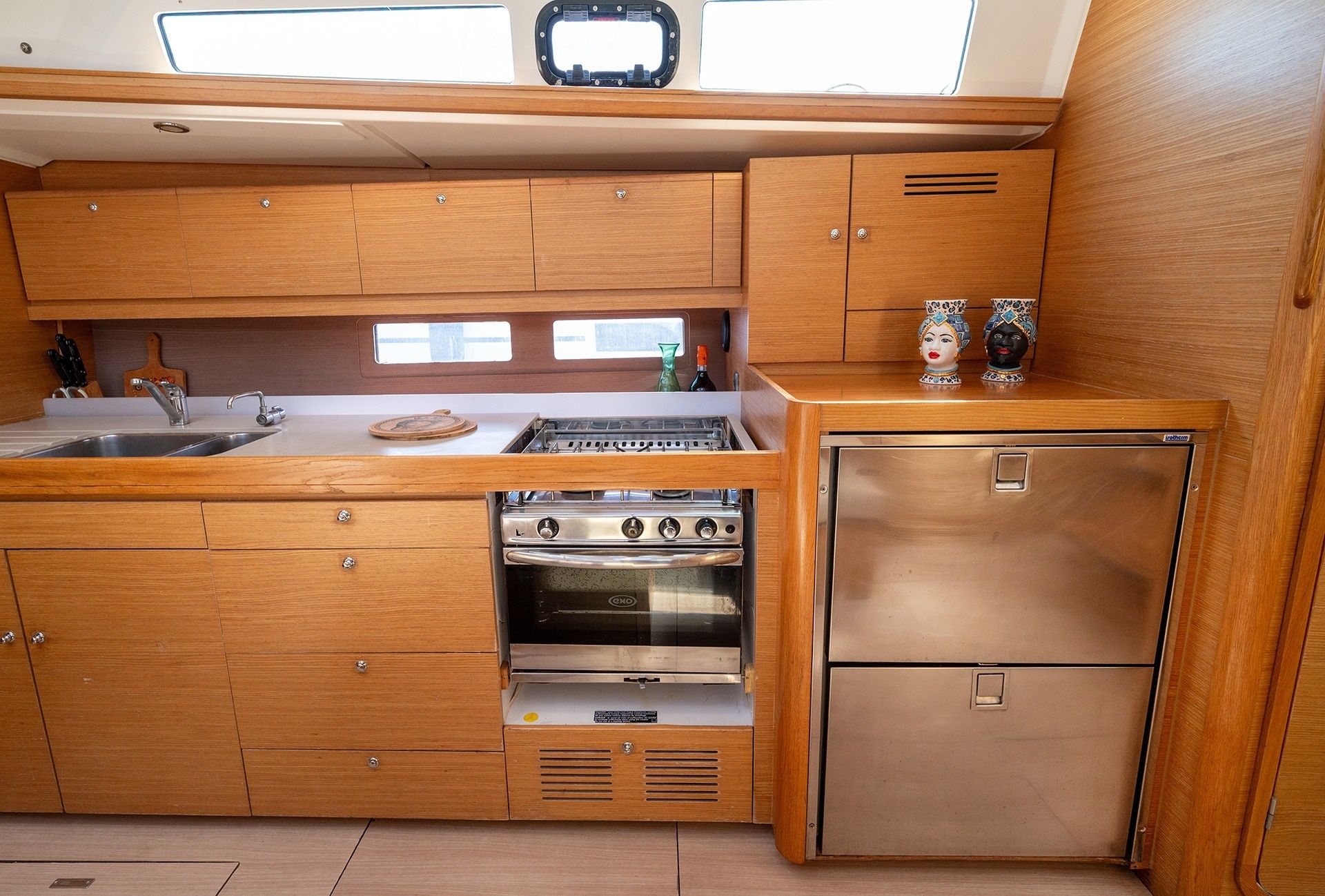Dufour 460 GL | Neptune Planet