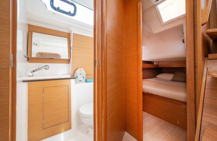 Dufour 460 GL | Neptune Planet