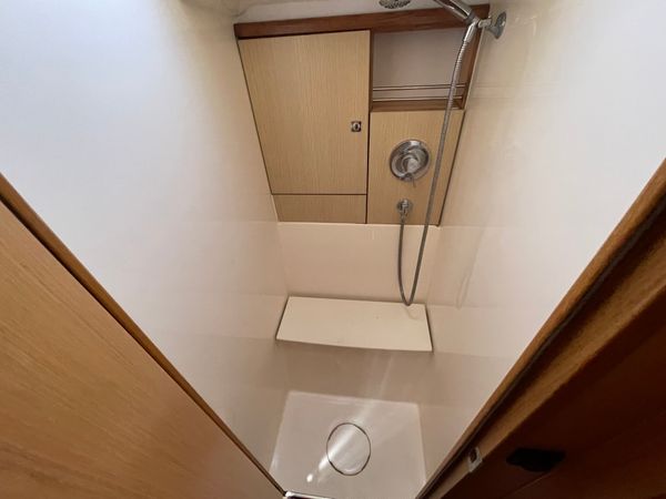 Bavaria Cruiser 46 | Rozerina