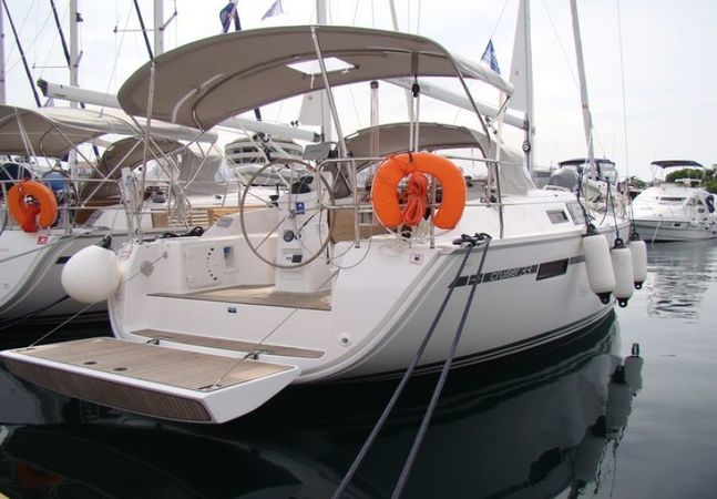 Bavaria Cruiser 33 | Nova
