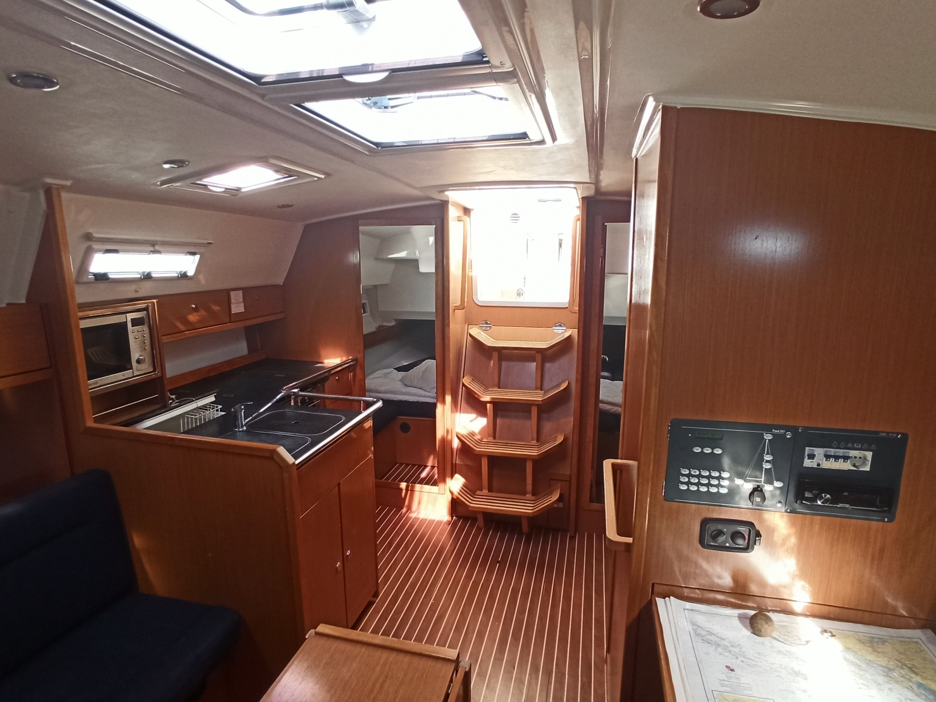 Bavaria Cruiser 36 | Nu Ga