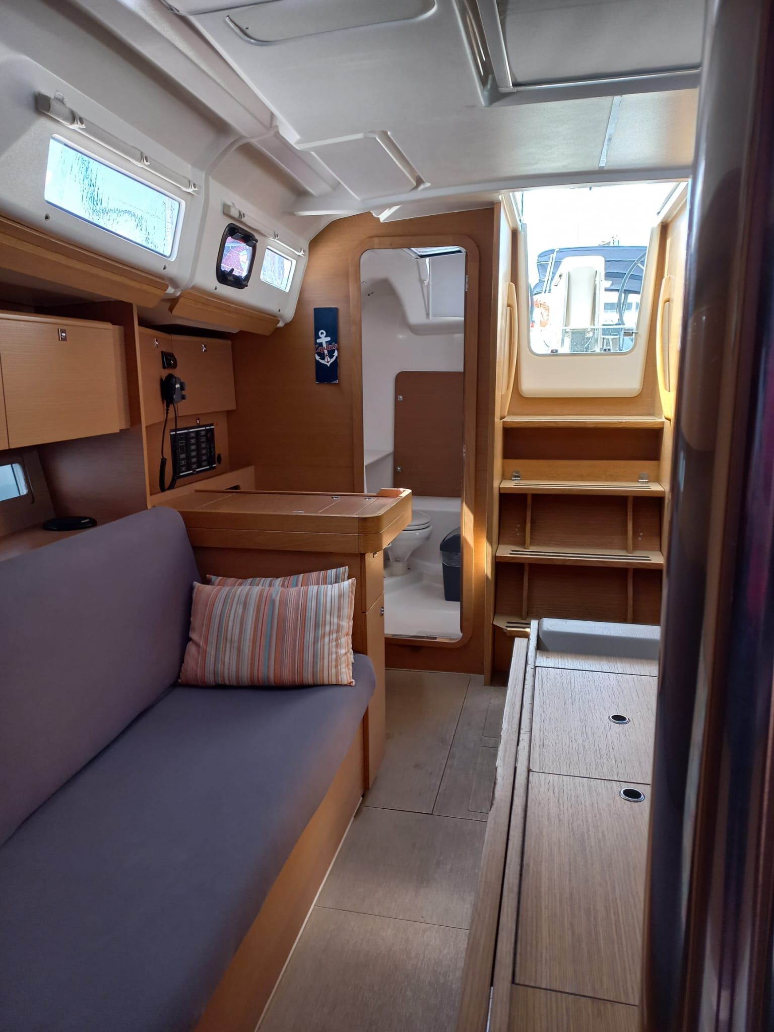 Dufour 350 | White Pearl