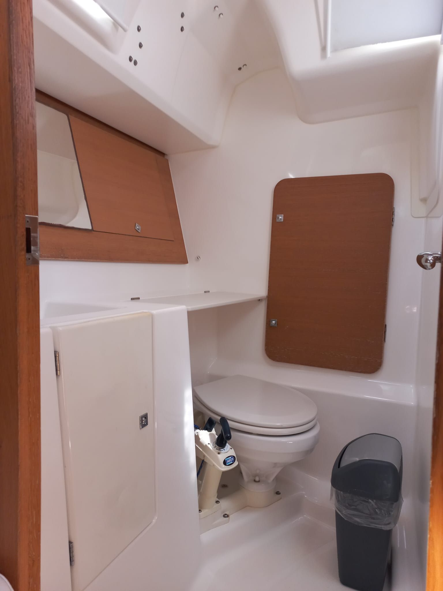 Dufour 350 | White Pearl