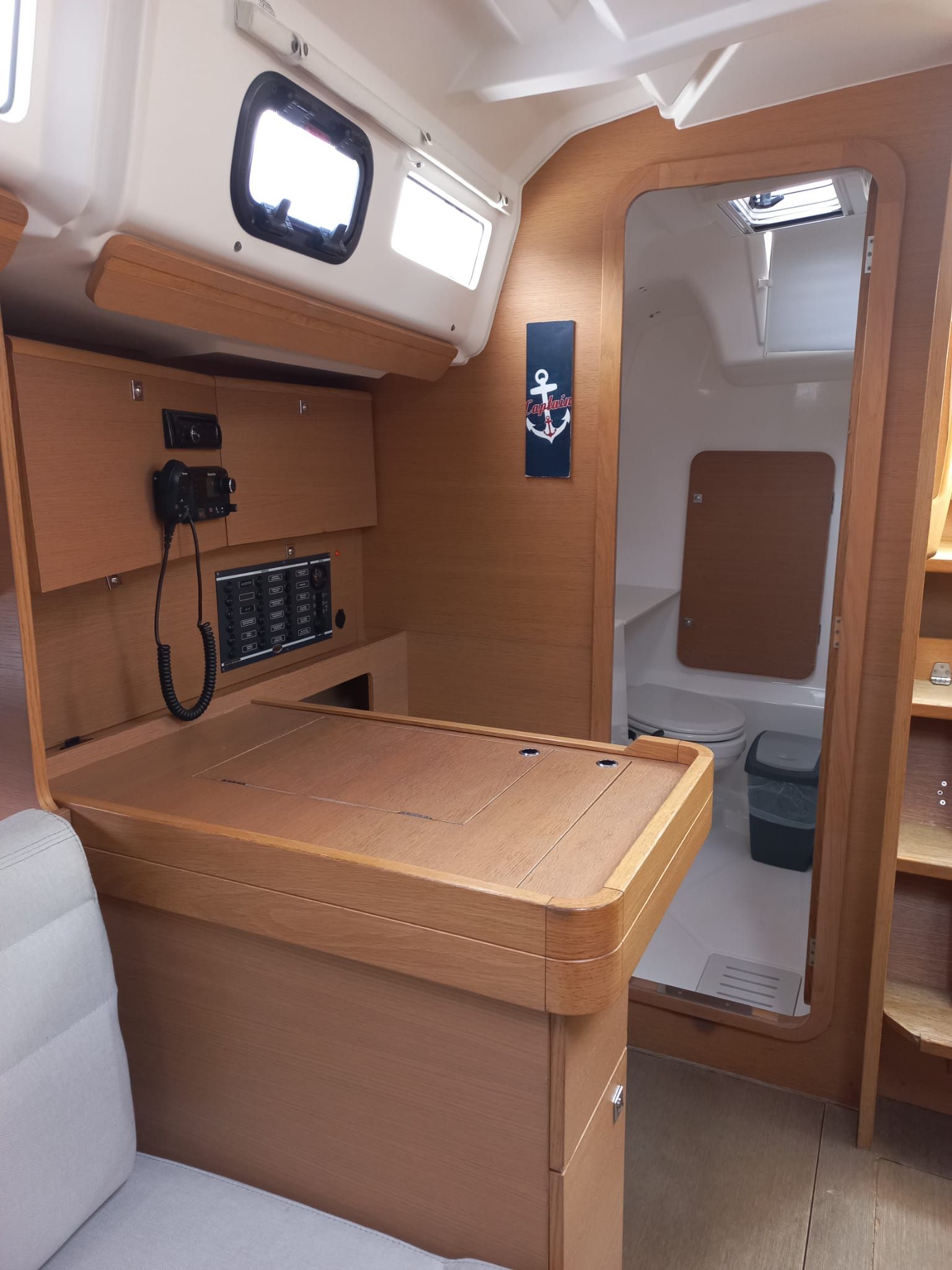 Dufour 350 | White Pearl