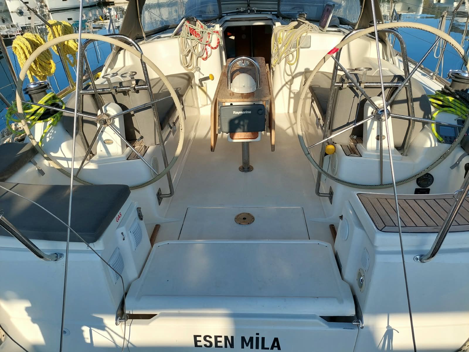 Dufour 425 | Esen Mila