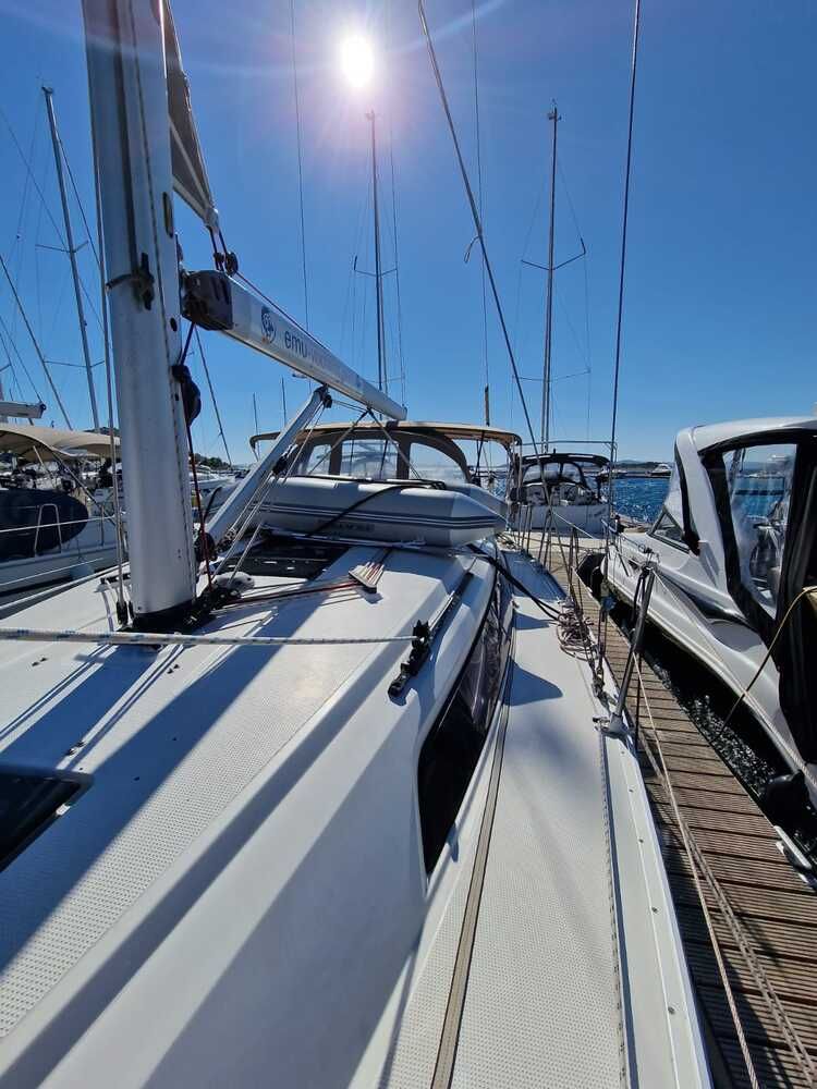 Bavaria Cruiser 37 | Astravi