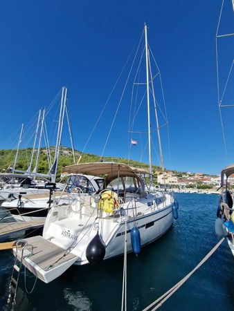 Bavaria Cruiser 37 | Astravi