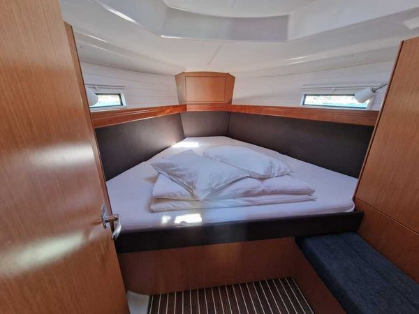 Bavaria Cruiser 37 | Astravi
