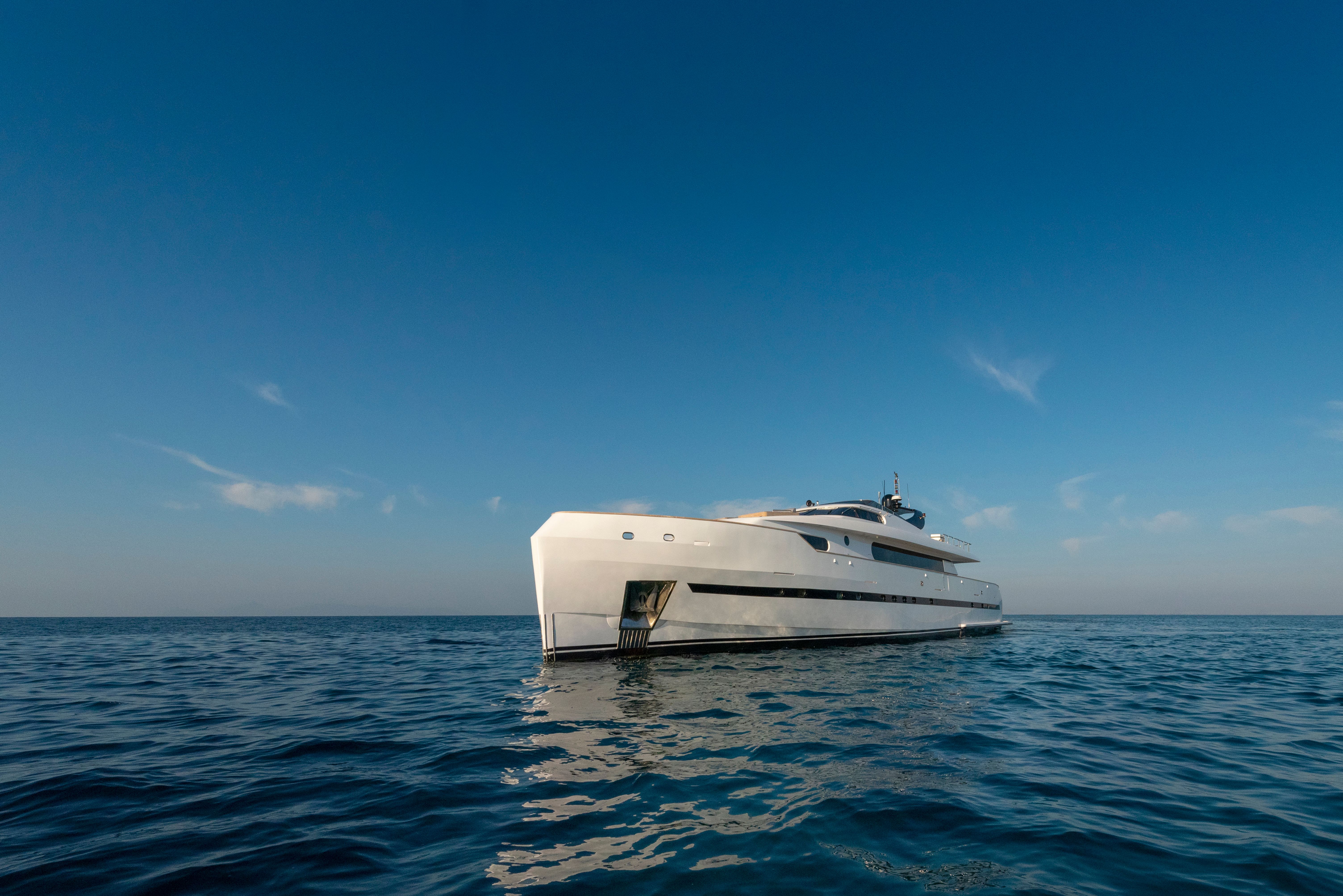 Bugari 100 | Project steel