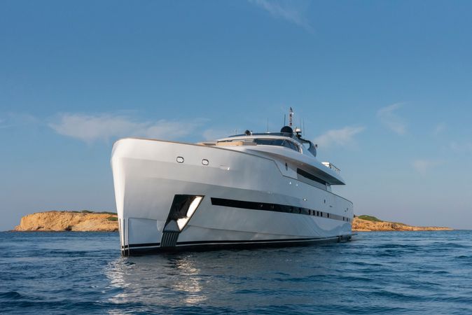 Bugari 100 | Project steel