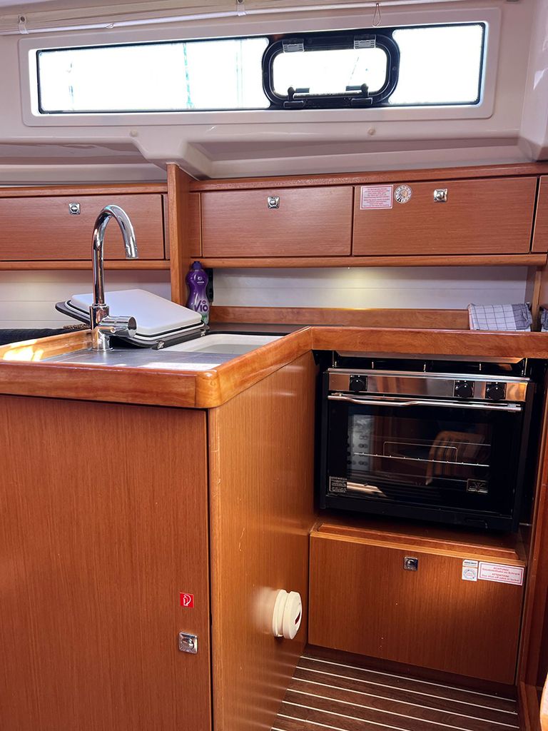 Bavaria Cruiser 33 | Burin