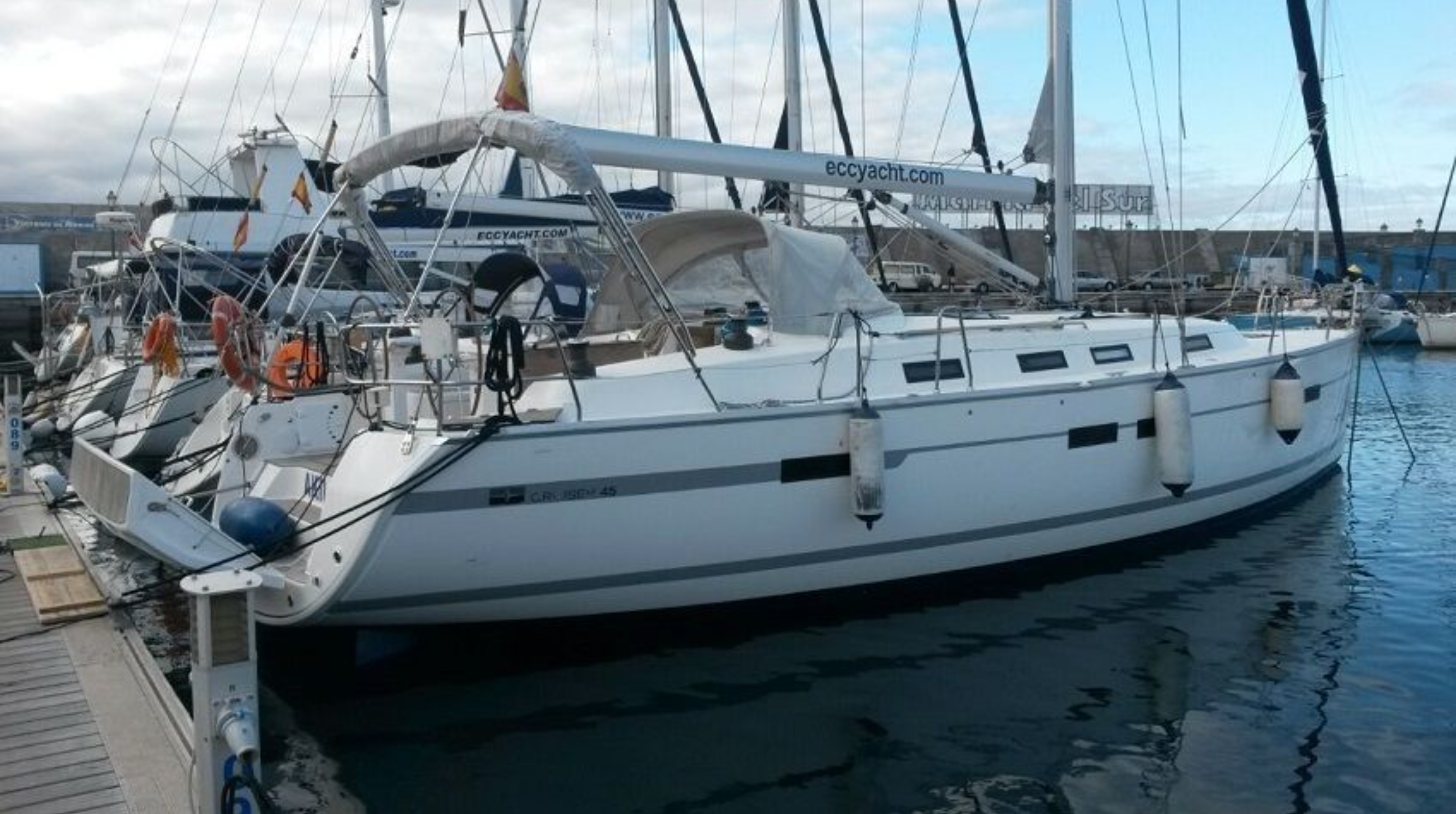 Bavaria Cruiser 45 | Akilina