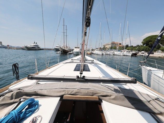 Dufour 560 | Captain Leo