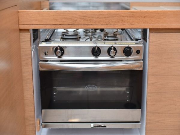 Dufour 560 | Captain Leo