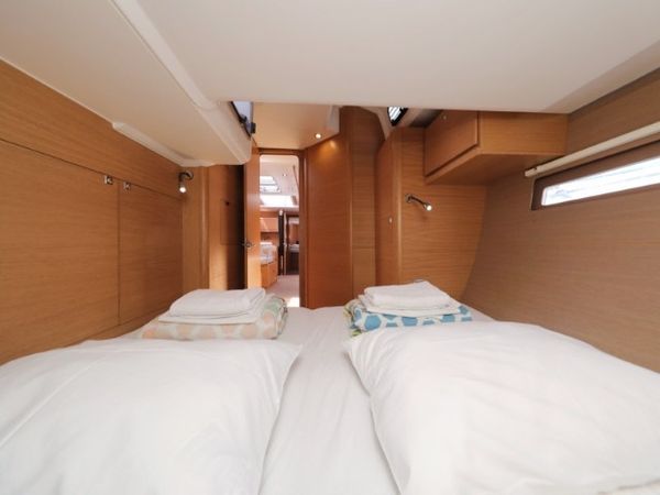 Dufour 560 | Captain Leo