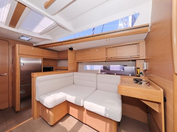 Dufour 560 | Captain Leo