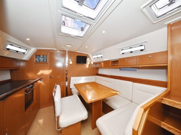 Bavaria Cruiser 40 | Pia M
