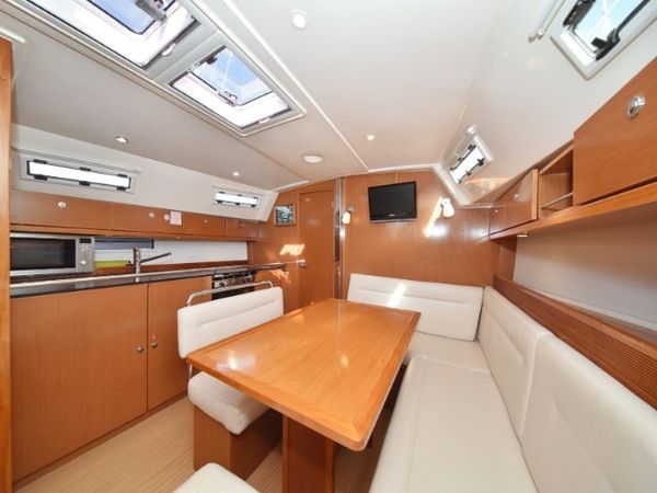 Bavaria Cruiser 40 | Pia M