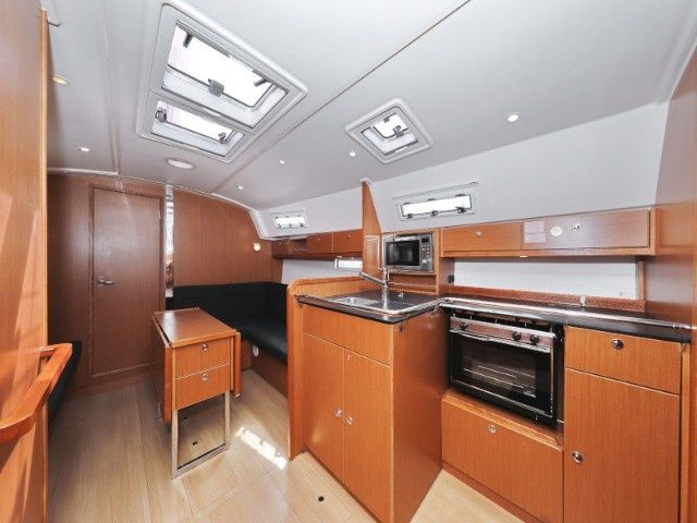 Bavaria Cruiser 36 | Petra M