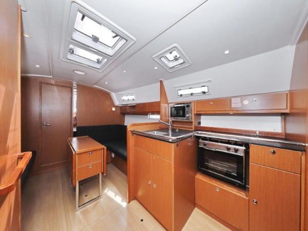 Bavaria Cruiser 36 | Petra M