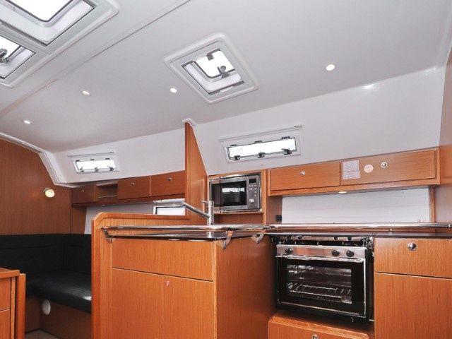 Bavaria Cruiser 36 | Petra M