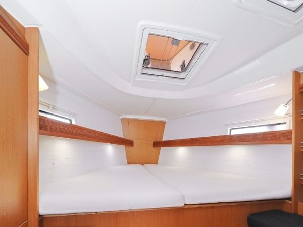 Bavaria Cruiser 36 | Petra M