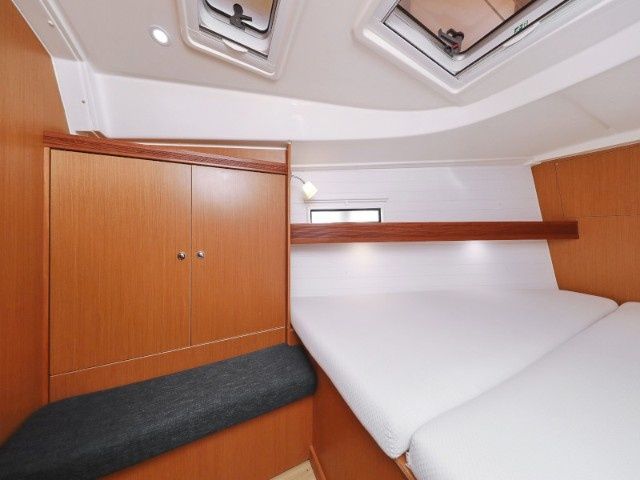 Bavaria Cruiser 36 | Petra M