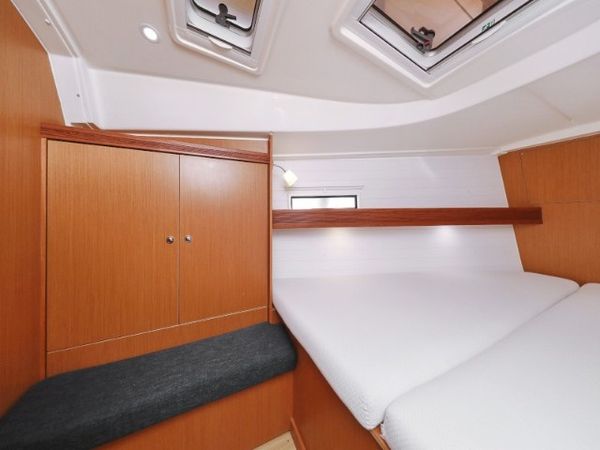 Bavaria Cruiser 36 | Petra M