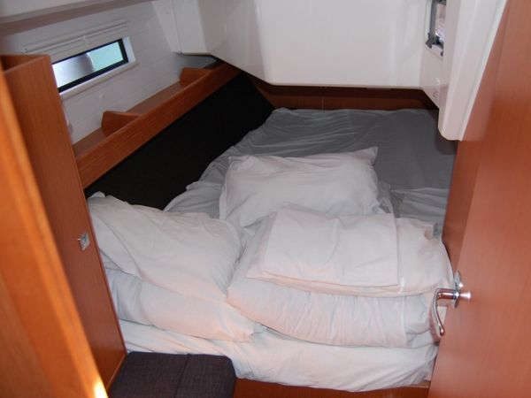 Bavaria Cruiser 37 | Fjaka