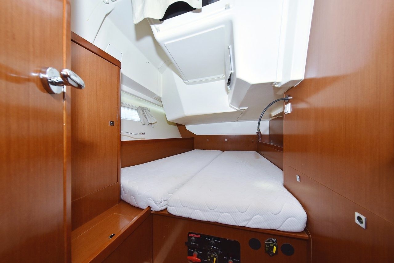 Beneteau Oceanis 41 | Hope