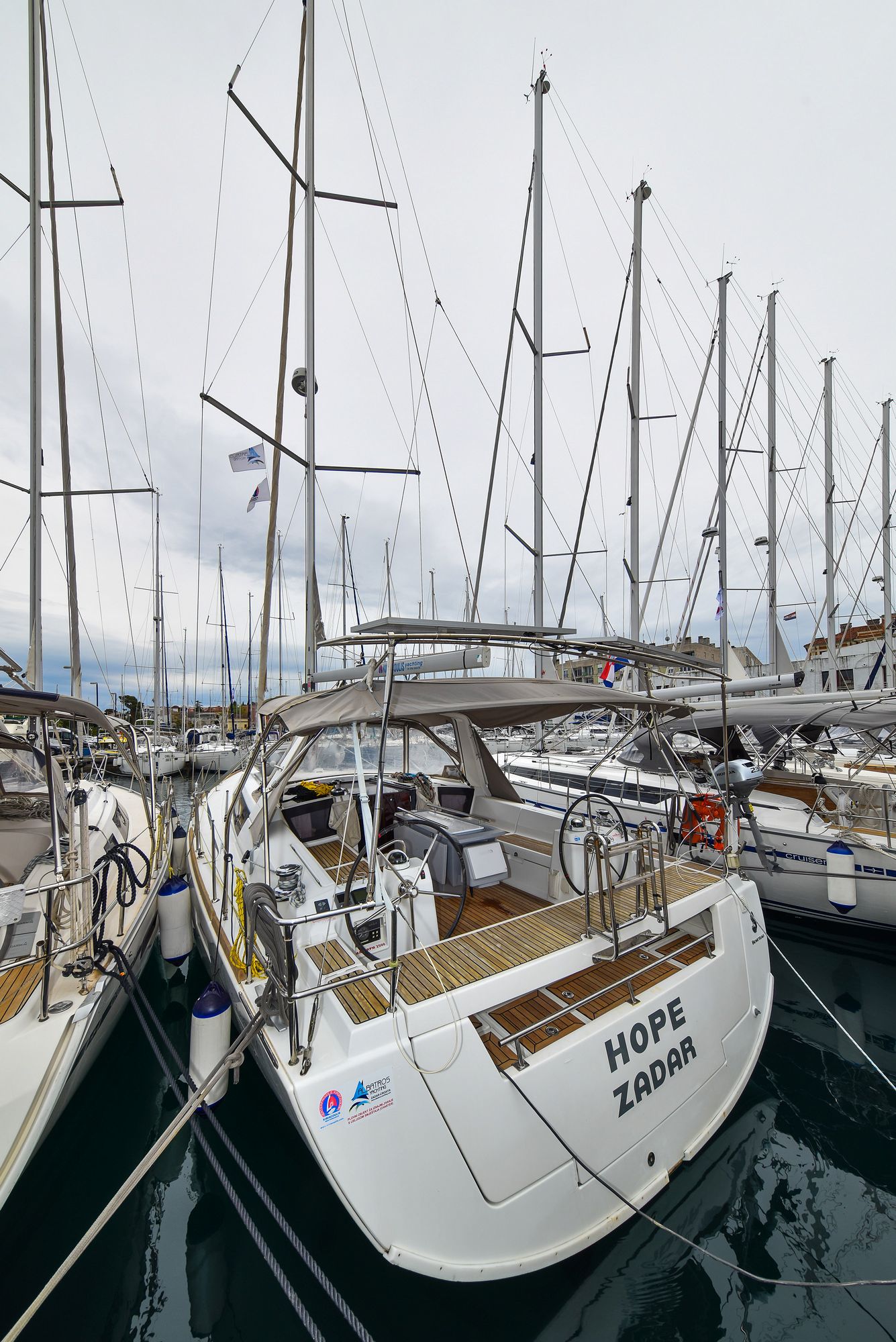 Beneteau Oceanis 41 | Hope